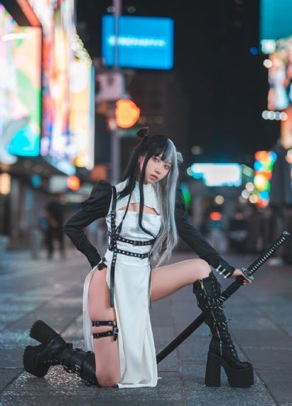 欧美综合吧_快播高清无删减WWW