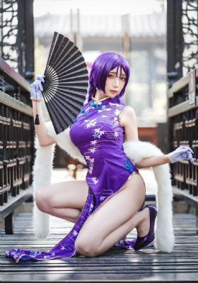 欧美平胸av迅雷_4K在线观看完整版